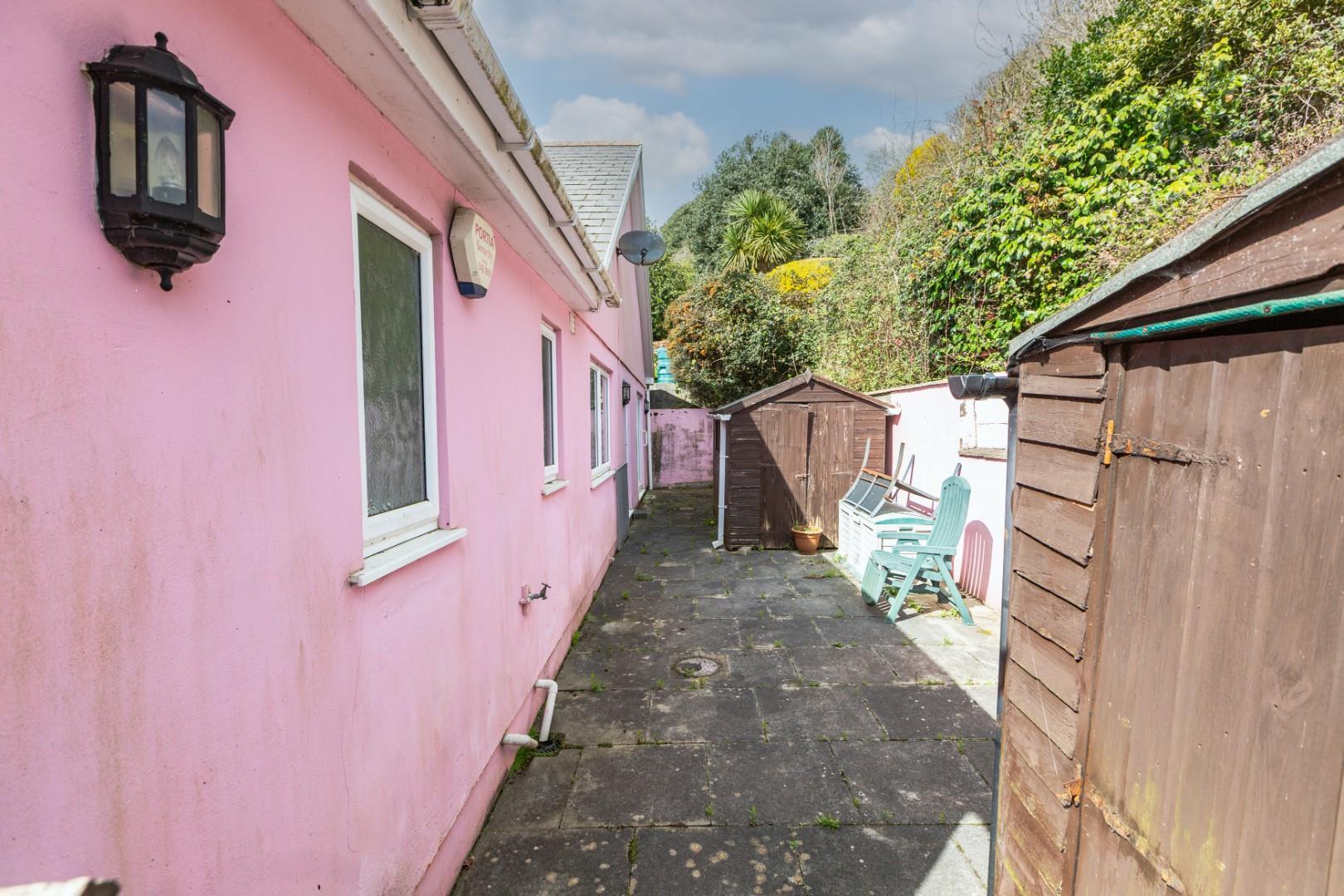 Plunch Lane, Mumbles, Swansea, SA3 4JE